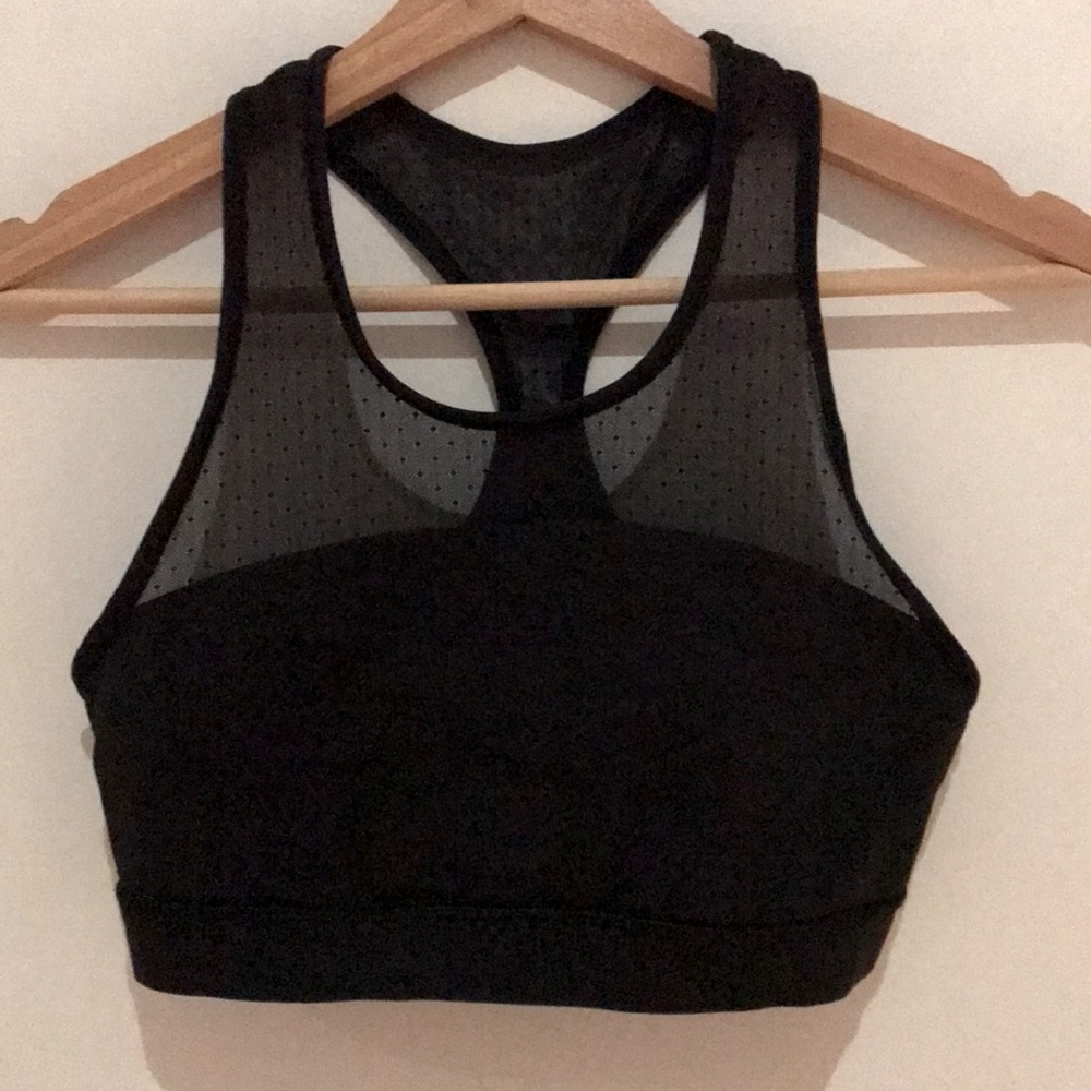 Lululemon Move Bra - Picture 7 of 9